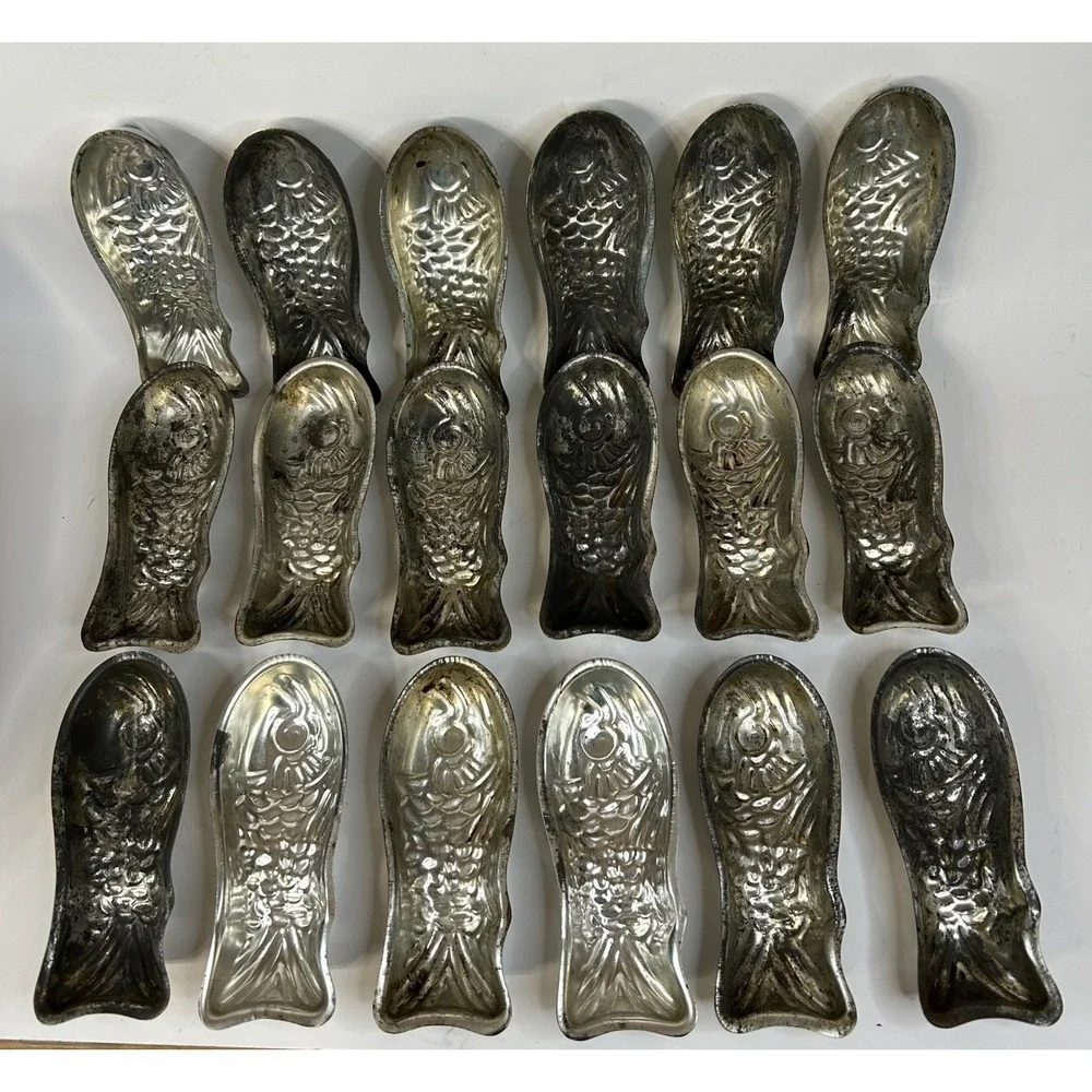Vintage-1987 Fish-Shaped Tinned Molds Set of 18 ROWOCO Made in Portugal 5.5